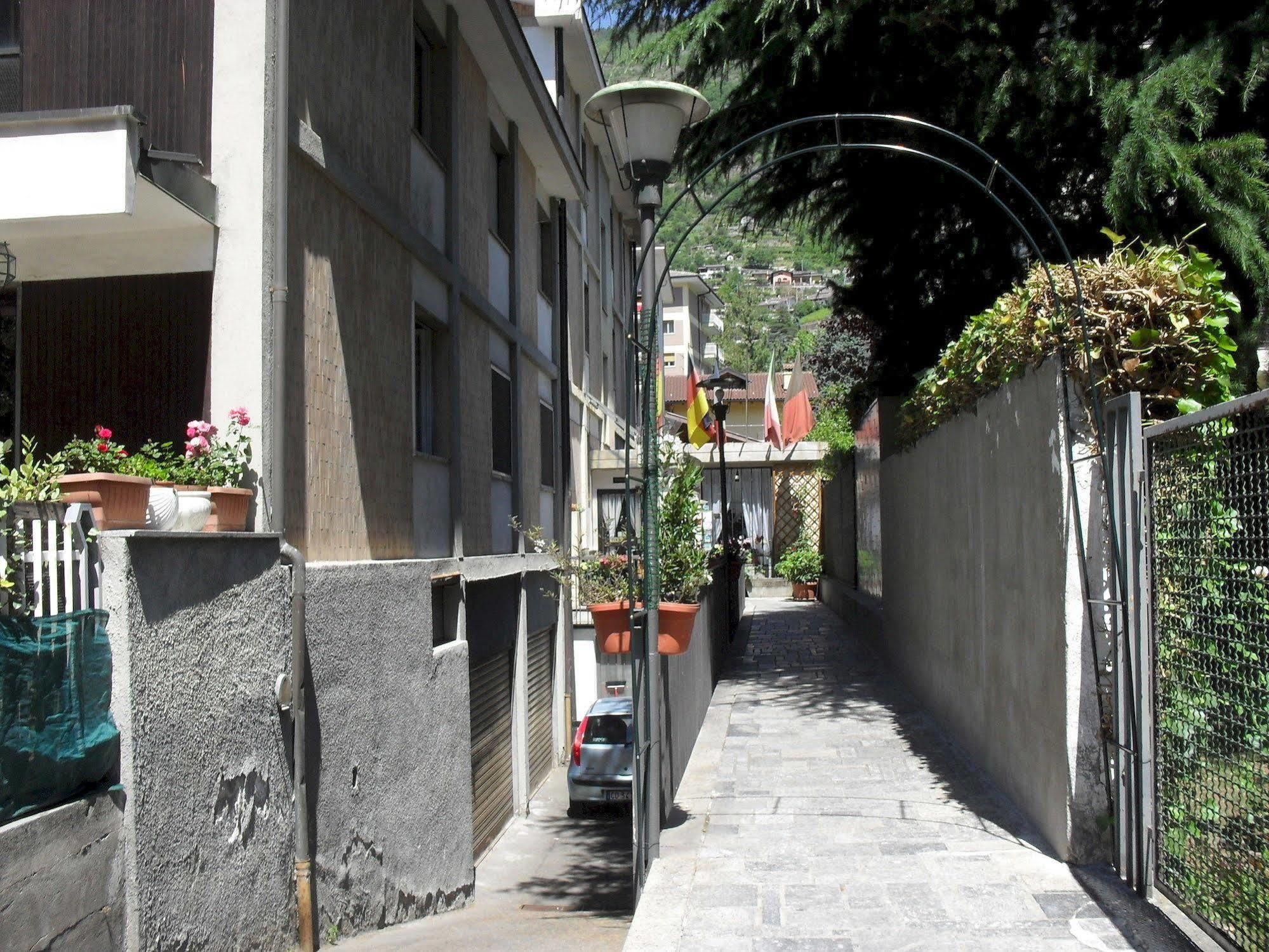 Al Caminetto Otel Aosta Dış mekan fotoğraf